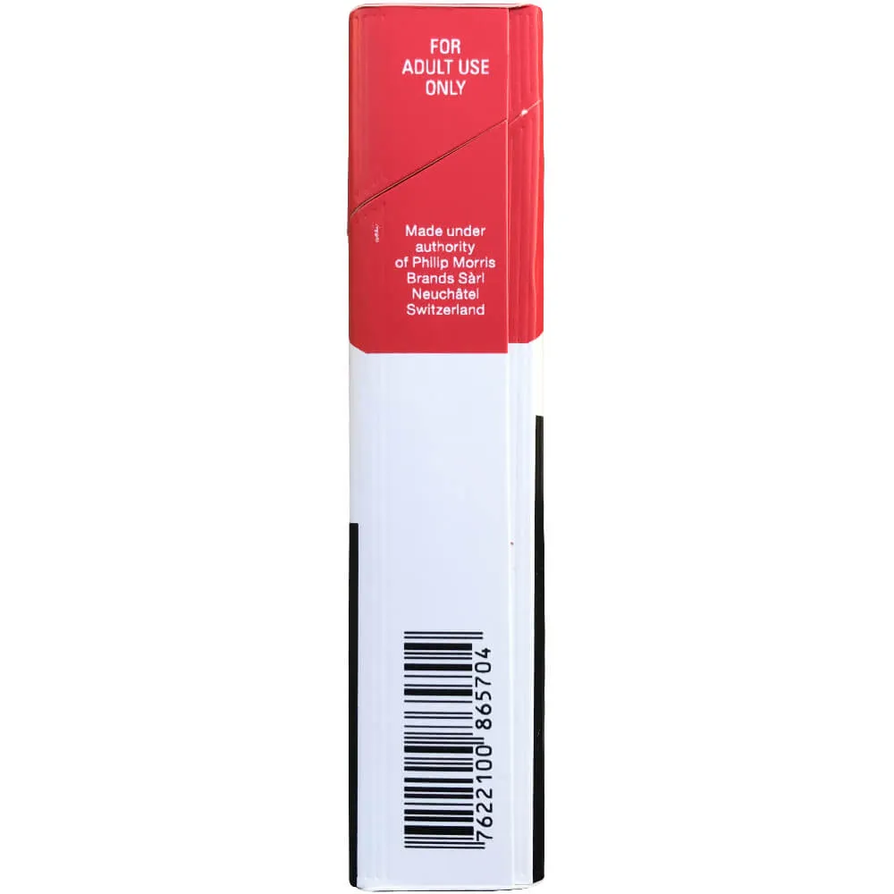 marlboro-red-100s-cigarette-right.webp